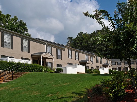 Kristopher Woods Apartments exterior view